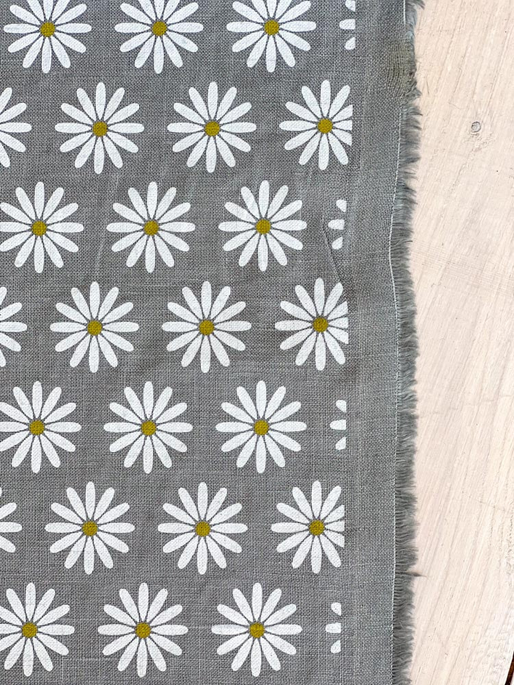 Chamomiles linen fabric, style 1 - earthytextiles